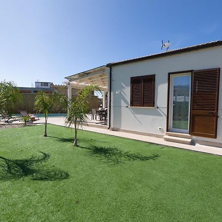 Villa Giada Campofelice Di Roccella Eksteriør bilde