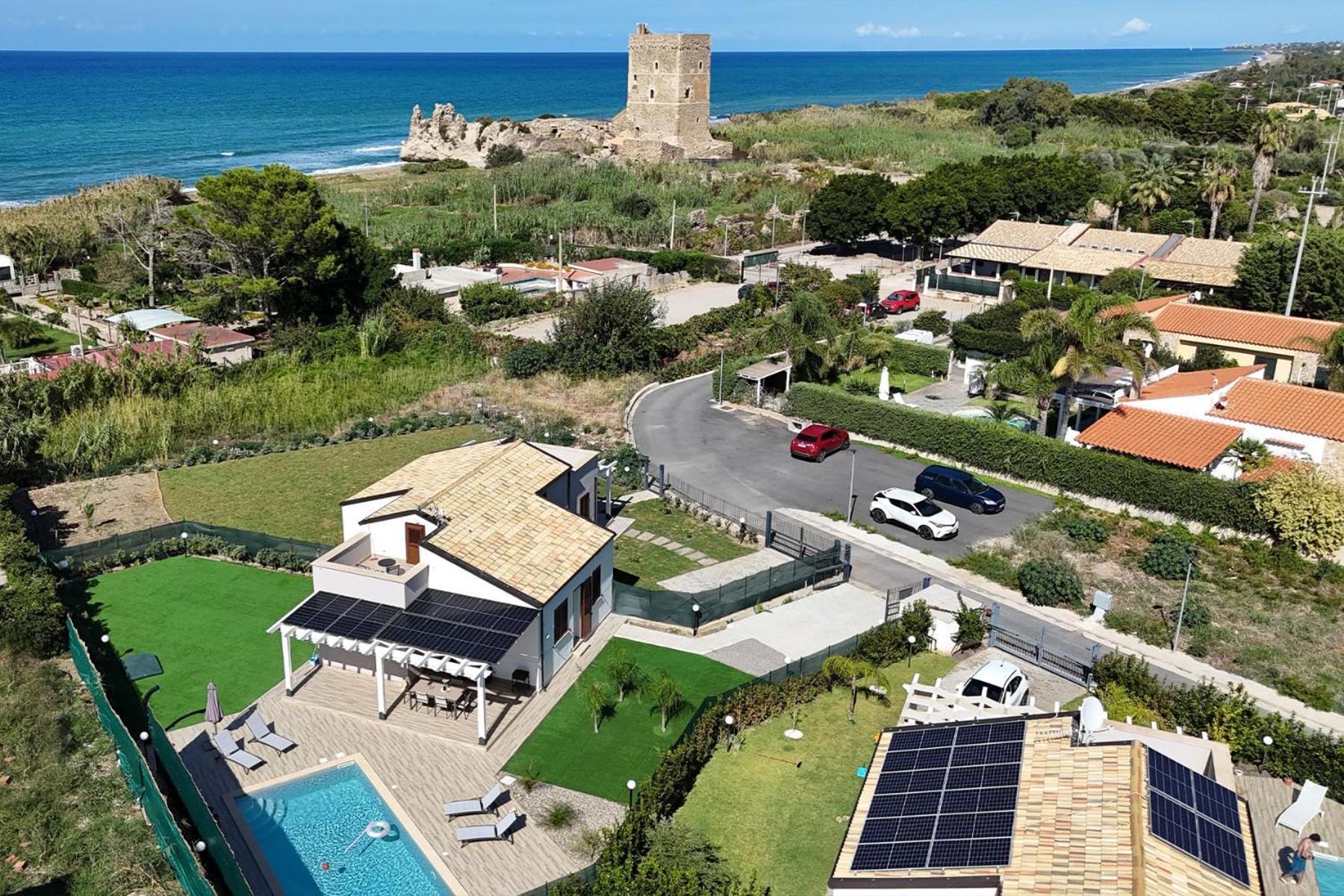 Villa Giada Campofelice Di Roccella Eksteriør bilde